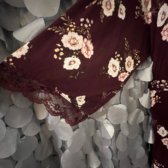 Woman’s robe - Picture 2 of 4